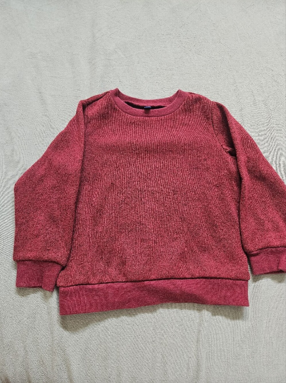 ​UNIQLO Kids Red Marled Textured Long Sleeve Crewneck Pullover Sweatshirt Size 3